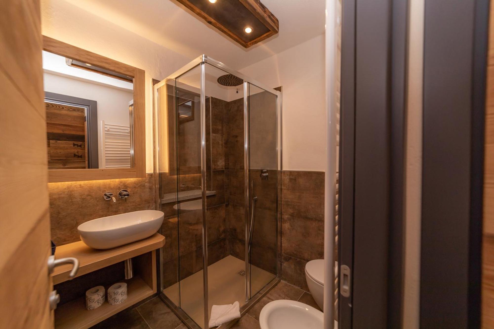 Avalanche - Alpine Boutique Hotel Oulx Kamer foto