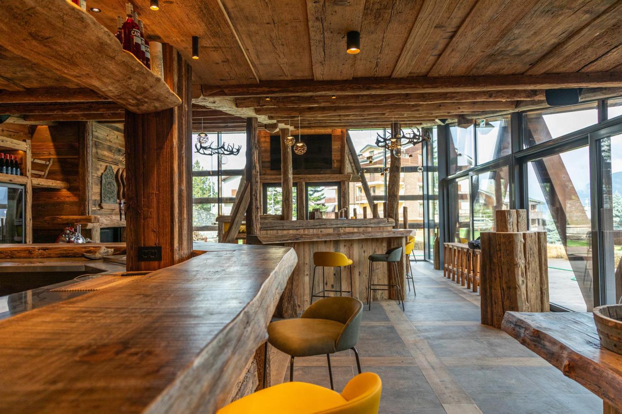Avalanche - Alpine Boutique Hotel Oulx Buitenkant foto