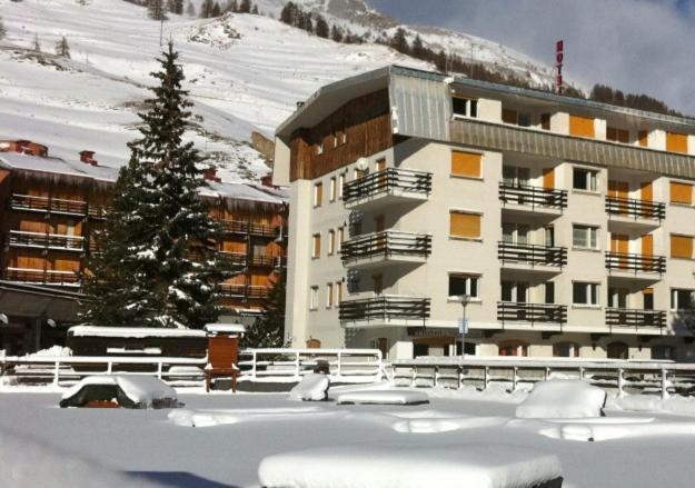 Avalanche - Alpine Boutique Hotel Oulx Buitenkant foto