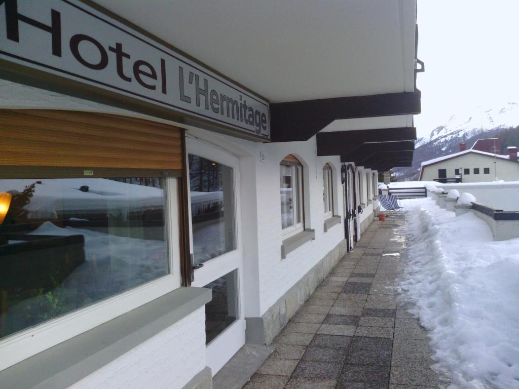 Avalanche - Alpine Boutique Hotel Oulx Buitenkant foto